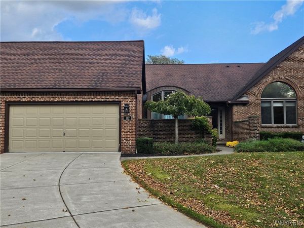 112 Hidden Ridge , Buffalo, NY 14221