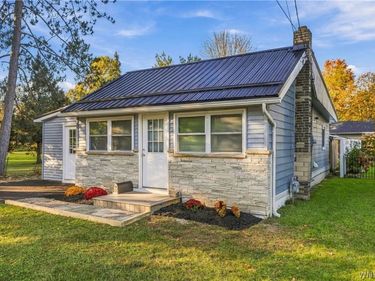 248 Dawn Avenue , Angola, NY 14006