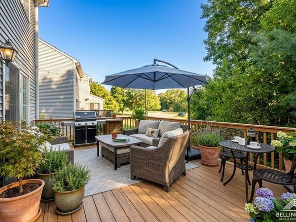 8 Bresciani Ln, West Bridgewater, MA 02379