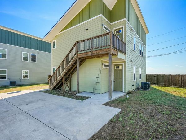 803 Hallie CV, Unit A/B, Lockhart, TX 78644