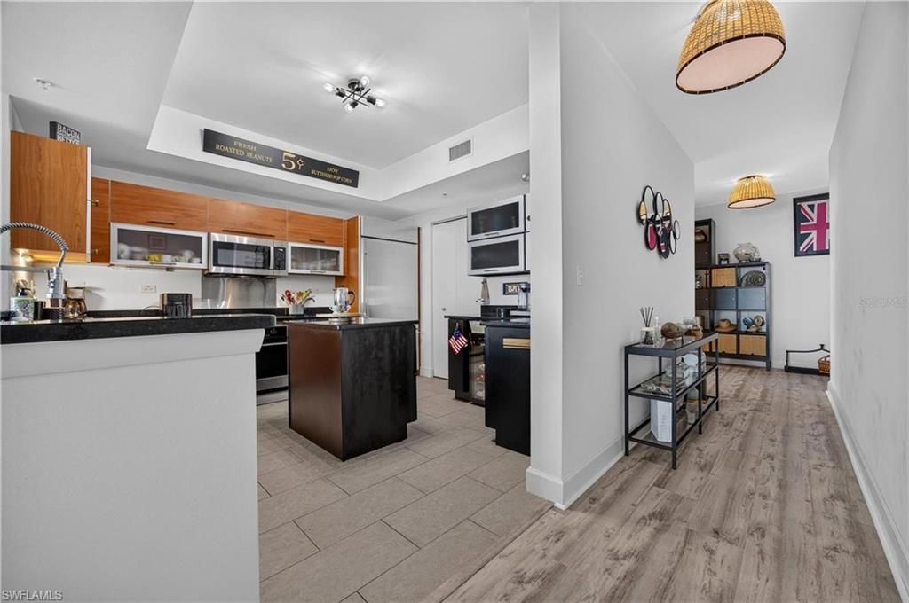 3000 Oasis Grand Blvd , Unit 1007, Fort Myers, FL 33916 Photo