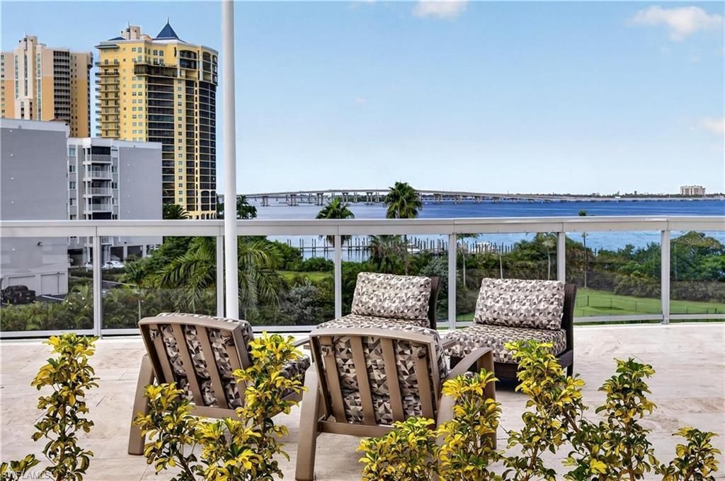 3000 Oasis Grand Blvd , Unit 1007, Fort Myers, FL 33916 Photo