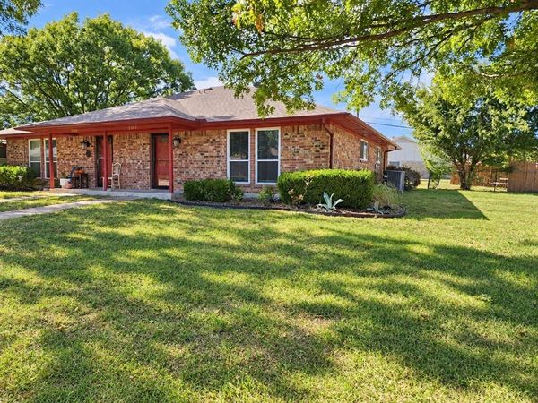 3505 Salmon Street, Sachse, TX 75048