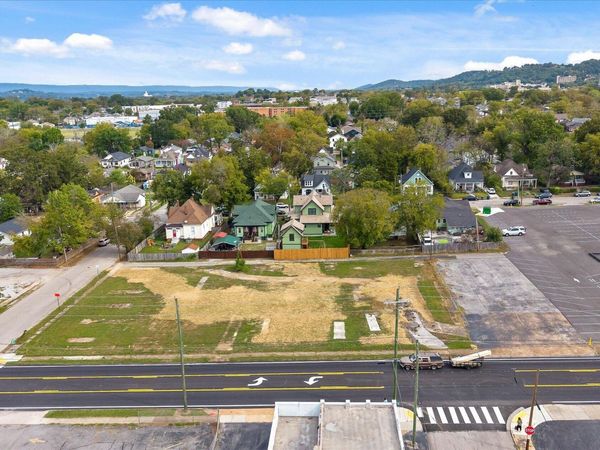 2009 E Main Street, Chattanooga, TN 37404
