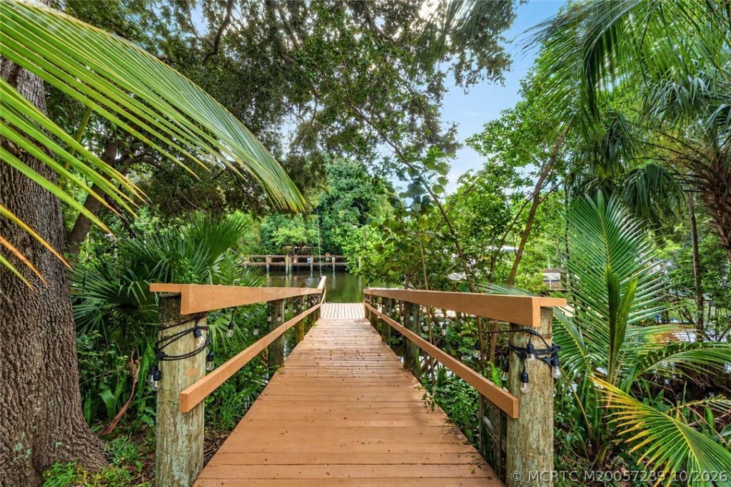 949 Laurel Road, North Palm Beach, FL 33408 Photo