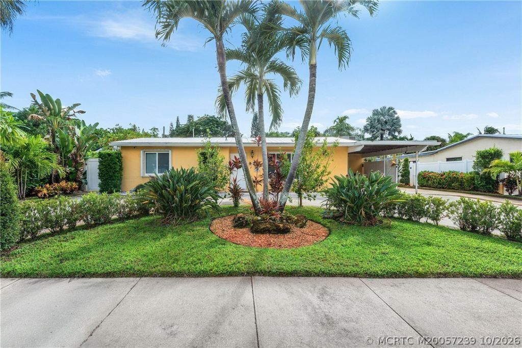949 Laurel Road, North Palm Beach, FL 33408 Photo