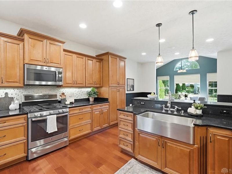 2504 Bexley Hill Place, Beavercreek Township, OH 45385 Photo 3
