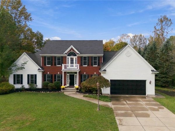 8590 Northfield Road , Clarence Center, NY 14032