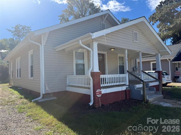 126 2nd Avenue , Statesville, NC 28677