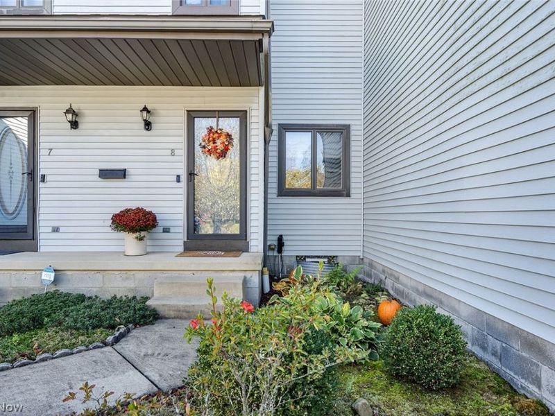 3710 Mercedes Place, Unit 8, Canfield, OH 44406 Photo 2