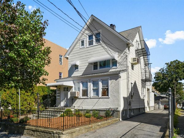 35 Charles Street , New Rochelle, NY 10801
