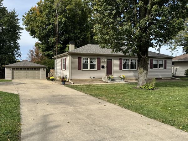31 S Van Nortwick Avenue , Batavia, IL 60510