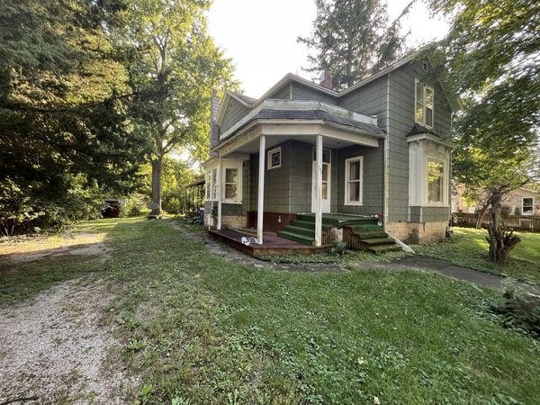 120 W Market Street , Piper City, IL 60959