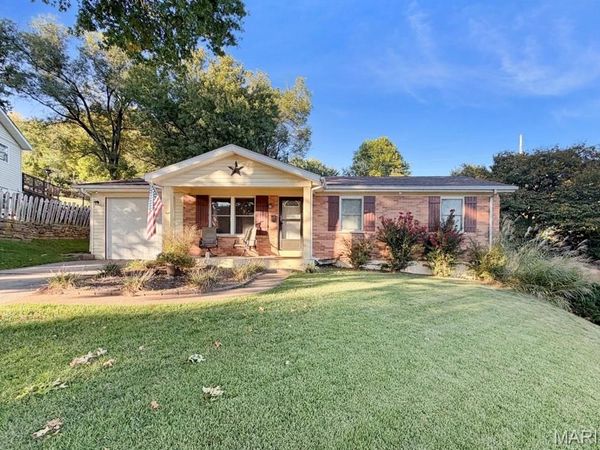121 N 18th Street , Louisiana, MO 63353
