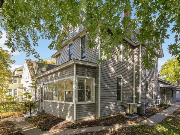 1513 Washington Street NE, Minneapolis, MN 55413