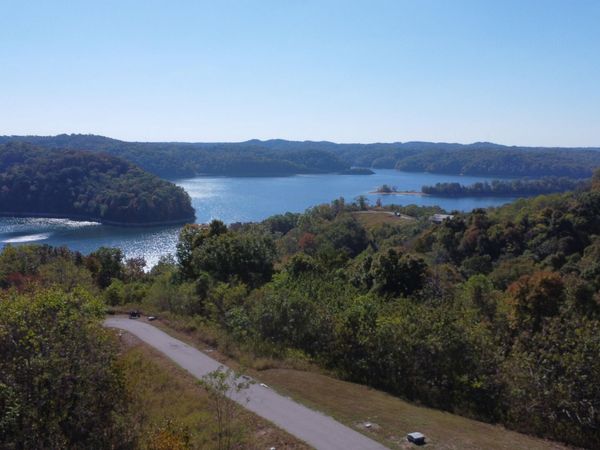 Crappie Rd, Celina, TN 38551