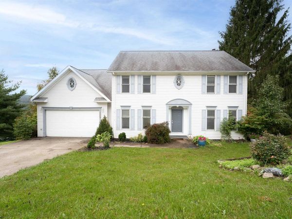 3004 Fallen Oak Road, Morgantown, WV 26508