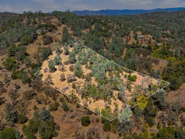 12333 Angel Wing Ln, Smartsville, CA 95977