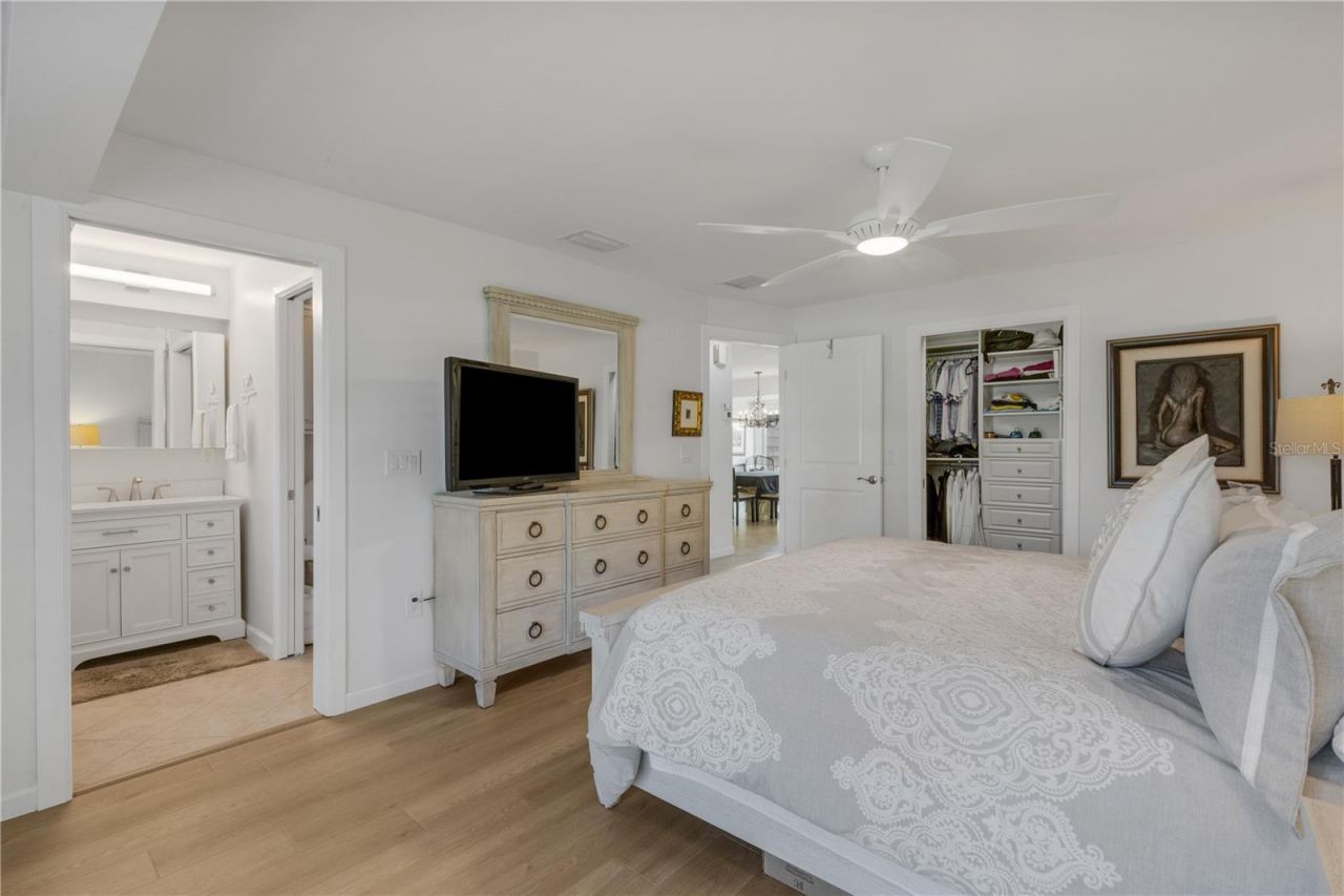 214 Hourglass Way , Unit V-4, Sarasota, FL 34242 Photo