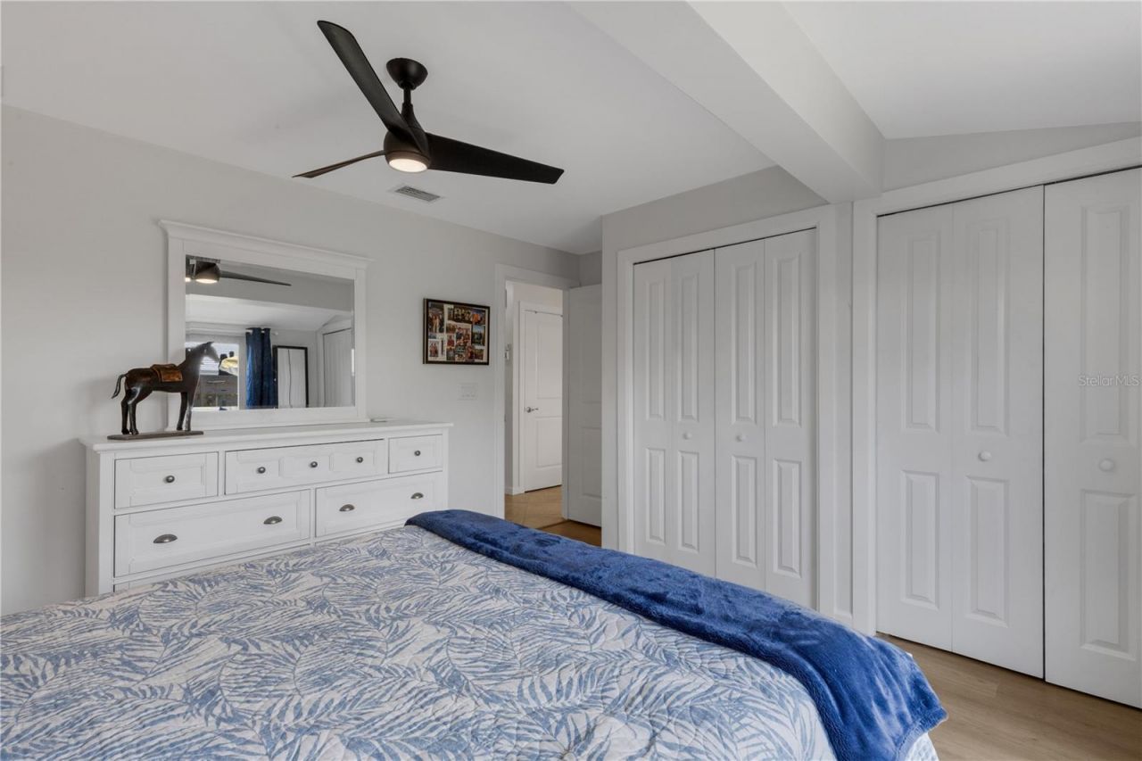 214 Hourglass Way , Unit V-4, Sarasota, FL 34242 Photo