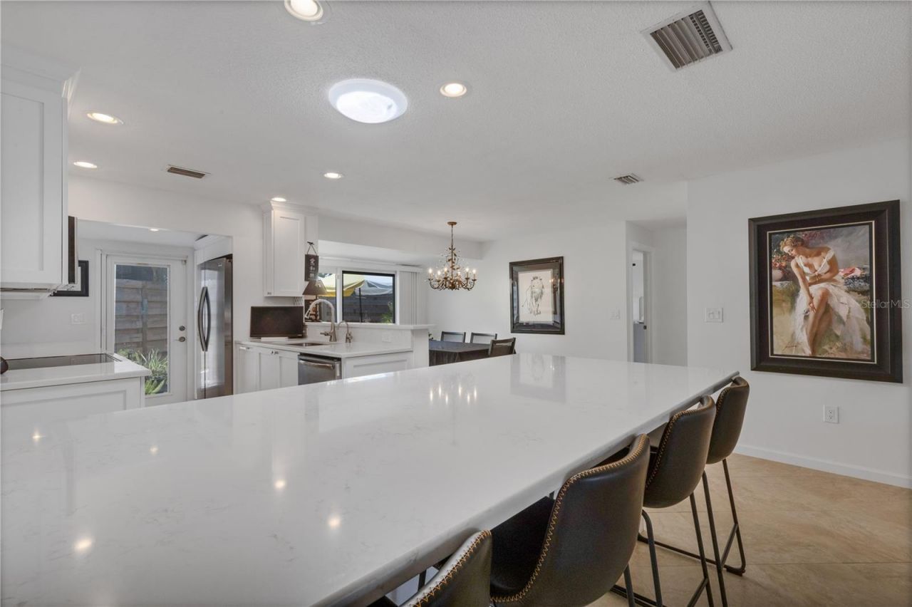 214 Hourglass Way , Unit V-4, Sarasota, FL 34242 Photo