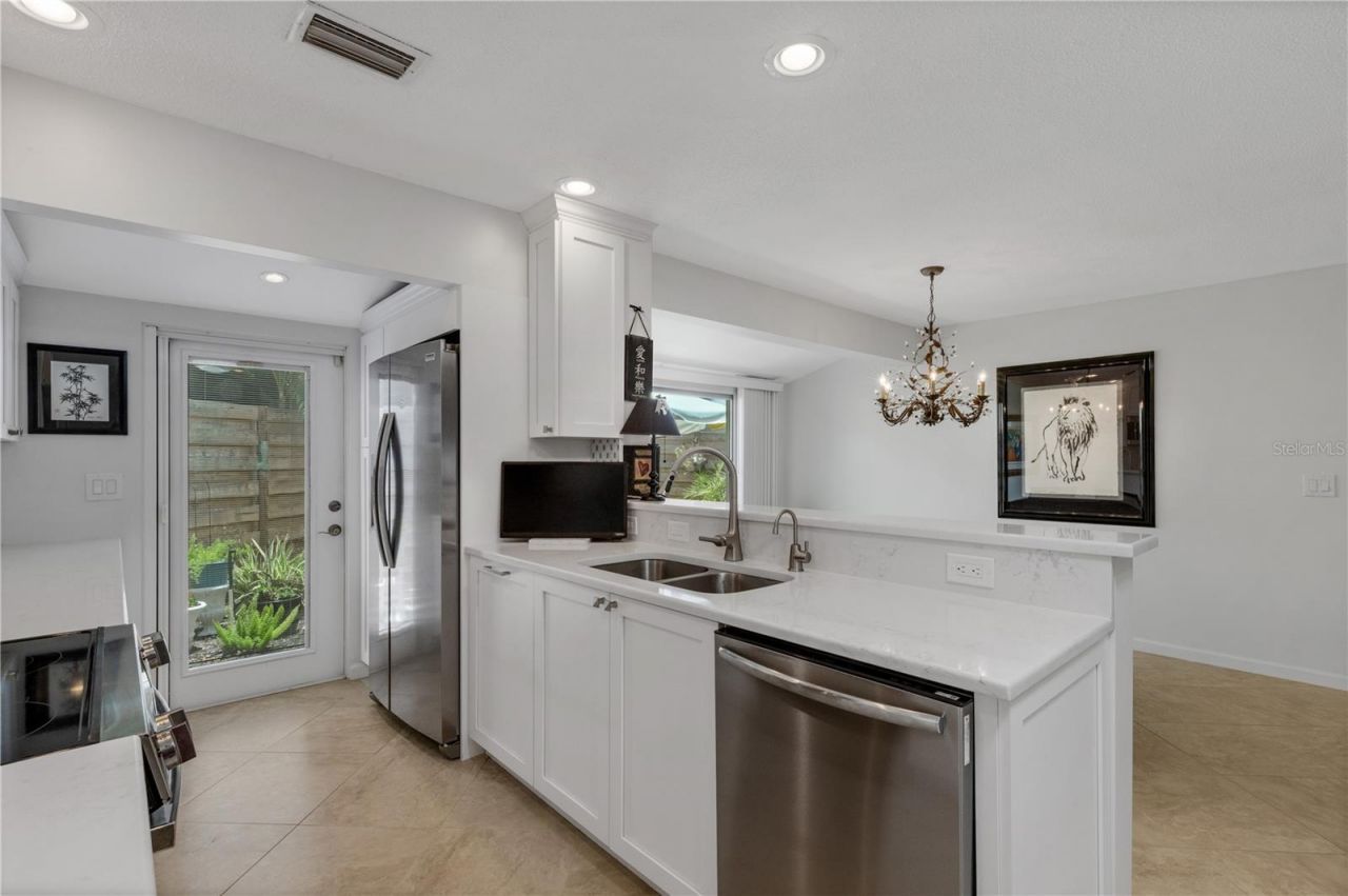 214 Hourglass Way , Unit V-4, Sarasota, FL 34242 Photo