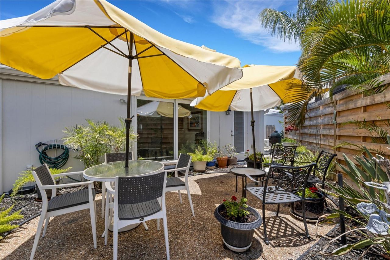 214 Hourglass Way , Unit V-4, Sarasota, FL 34242 Photo