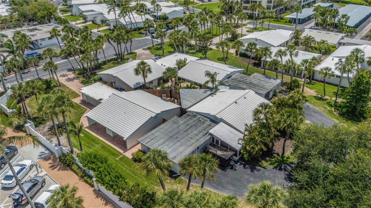 214 Hourglass Way , Unit V-4, Sarasota, FL 34242 Photo