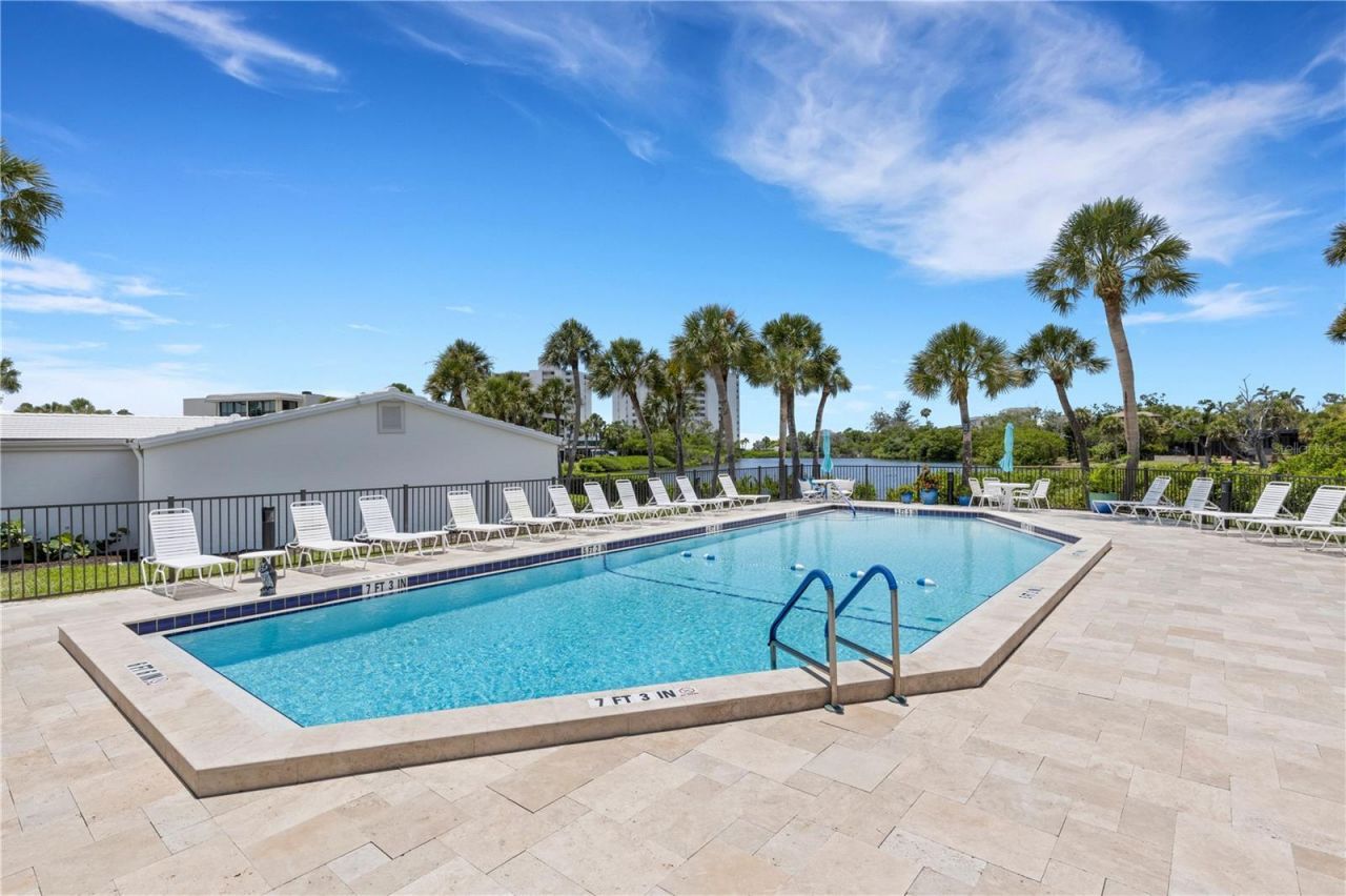 214 Hourglass Way , Unit V-4, Sarasota, FL 34242 Photo