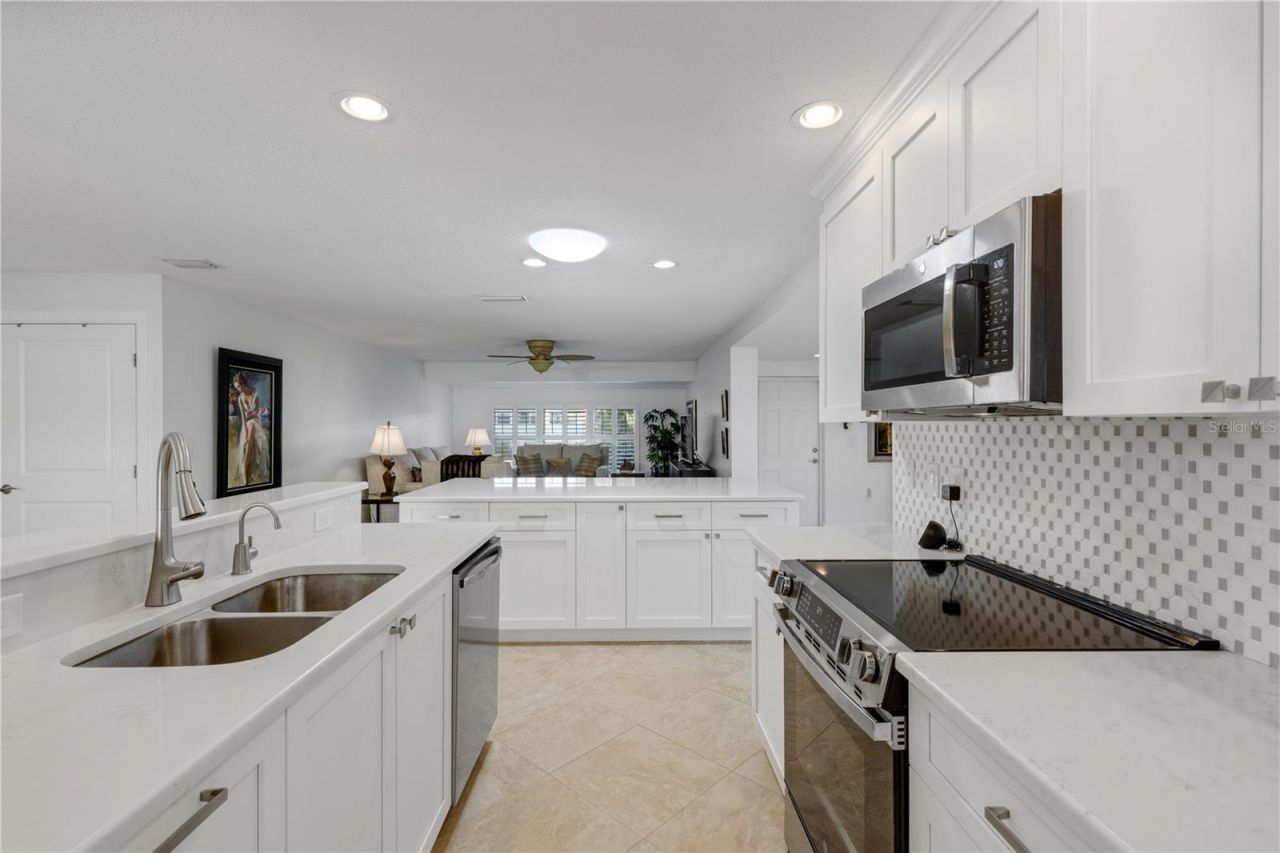 214 Hourglass Way , Unit V-4, Sarasota, FL 34242 Photo
