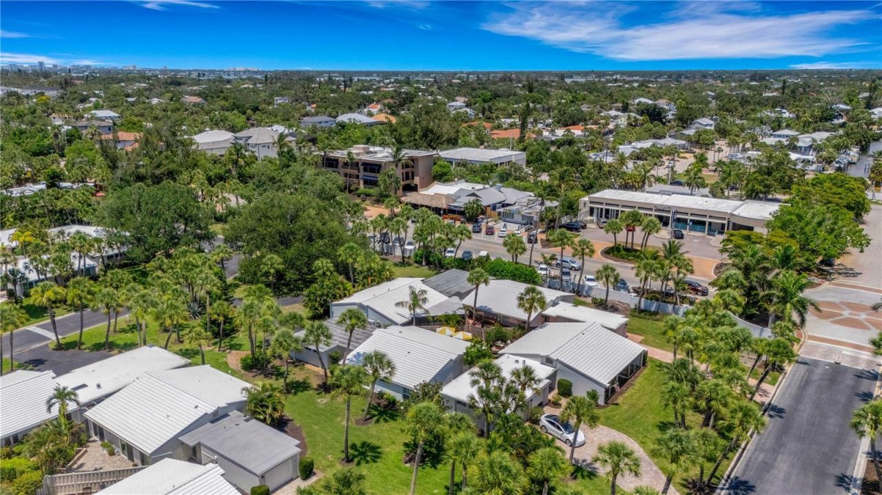 214 Hourglass Way , Unit V-4, Sarasota, FL 34242 Photo