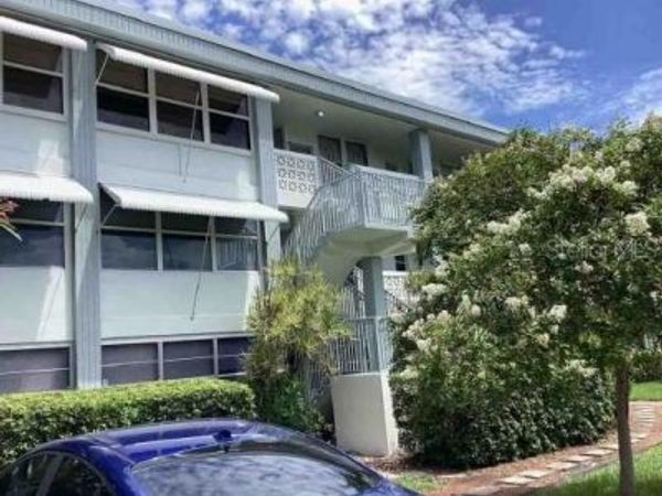 445 32ND AVENUE N, Unit W104, ST PETERSBURG, FL 33704