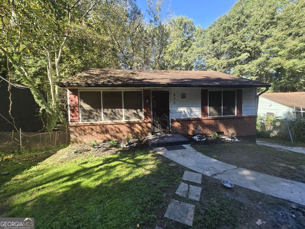 838 Woods Drive NW, Atlanta, GA 30318