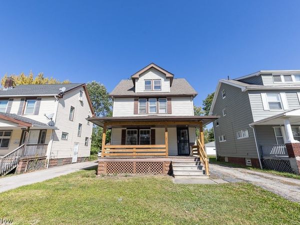 12913 Thornhurst Avenue , Garfield Heights, OH 44105