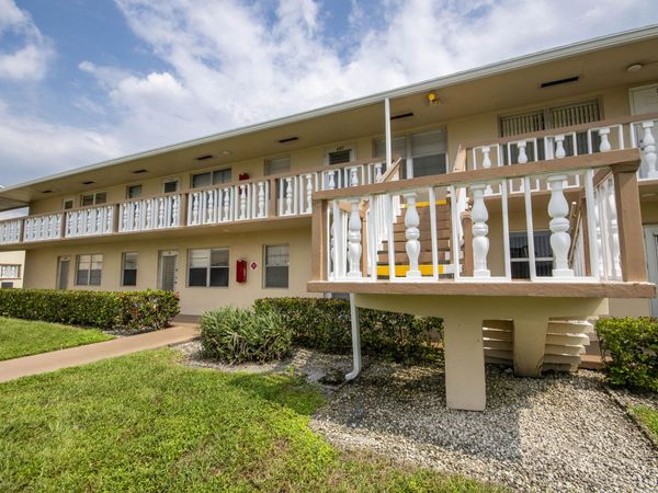 231 Chatham K, Unit 231, West Palm Beach, FL 33417