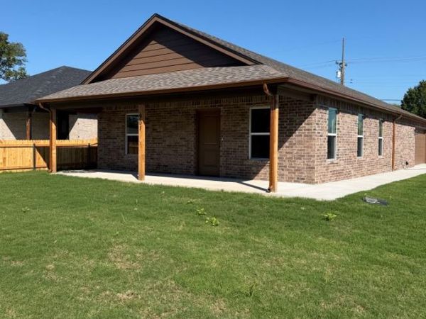901 Rockwood Avenue , Mounds, OK 74047