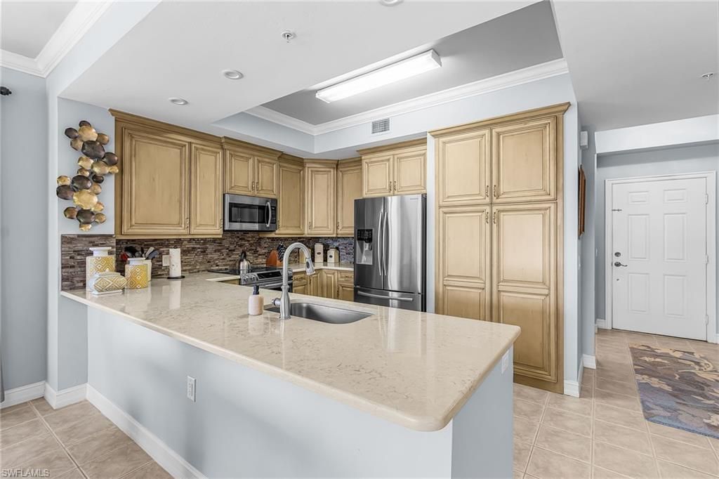 10720 Ravenna Way, Unit 206, Fort Myers, FL 33913 Photo