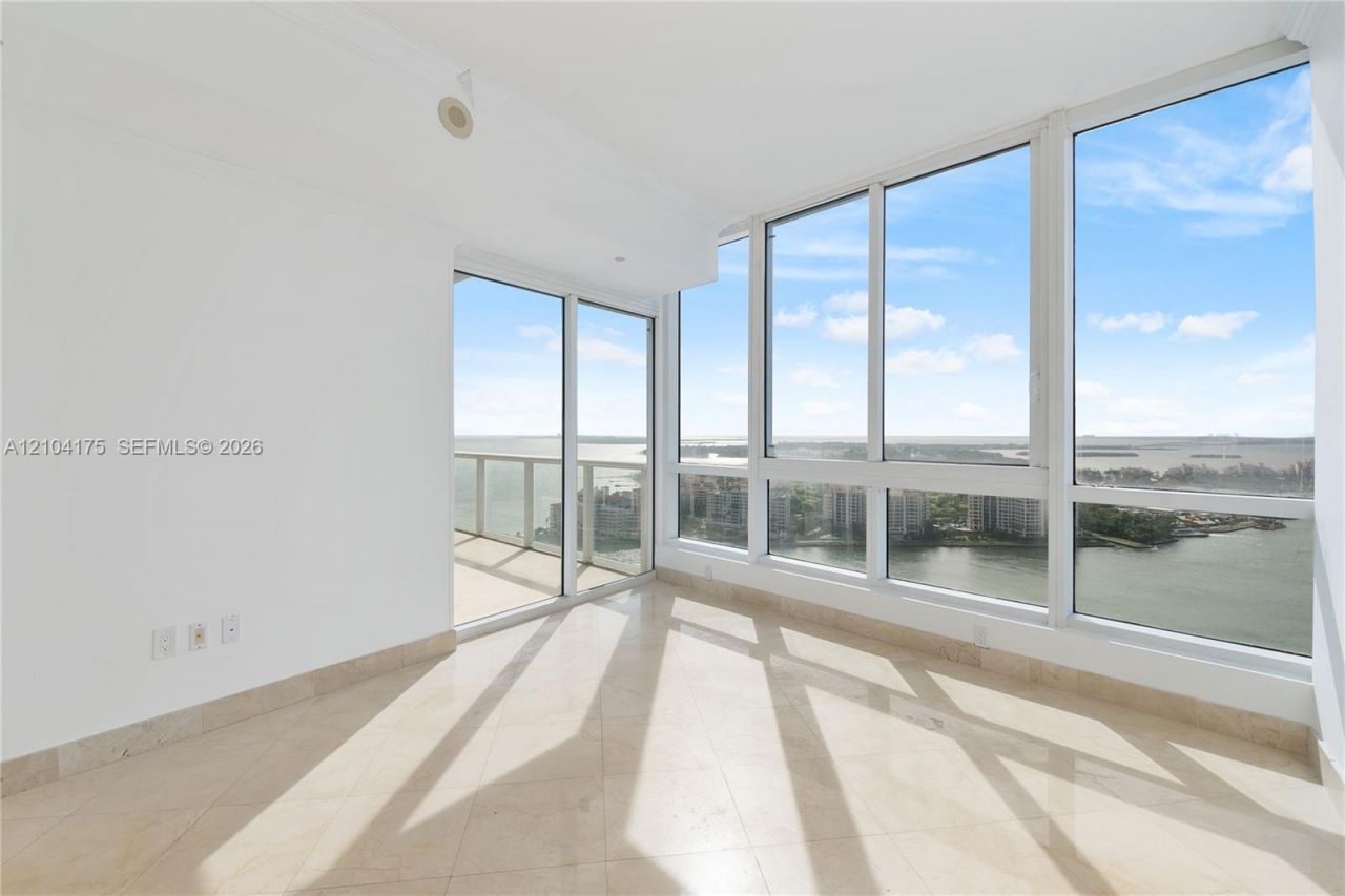 100 S Pointe Dr , Unit 2902, Miami Beach, FL 33139 Photo