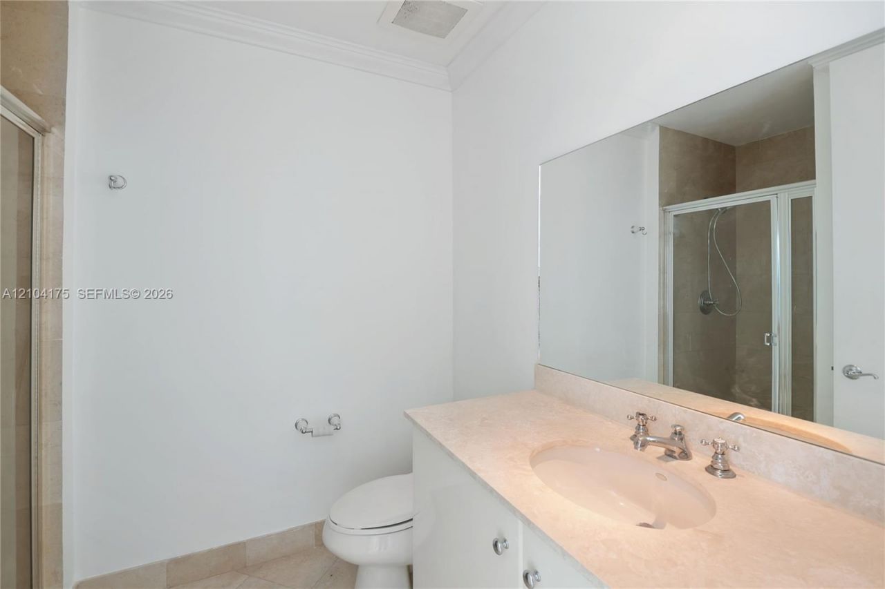 100 S Pointe Dr , Unit 2902, Miami Beach, FL 33139 Photo