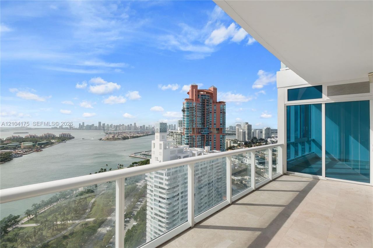 100 S Pointe Dr , Unit 2902, Miami Beach, FL 33139 Photo