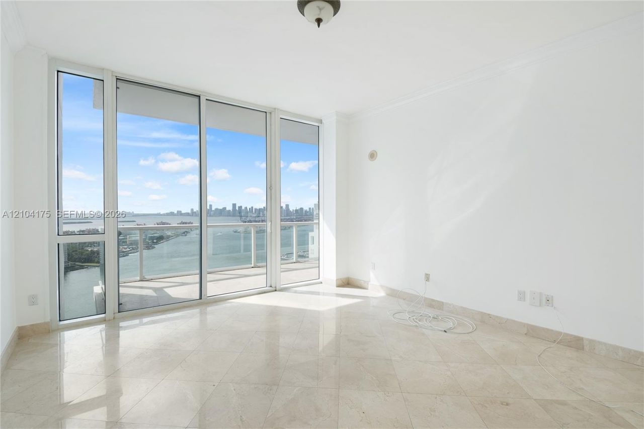 100 S Pointe Dr , Unit 2902, Miami Beach, FL 33139 Photo