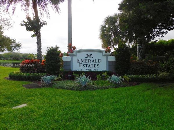 16729 Amber Lk , Weston, FL 33331
