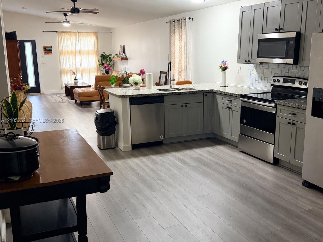 700 NW 17th Ter, Pompano Beach, FL 33069 Photo