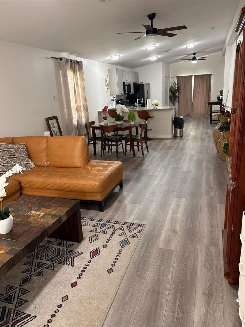 700 NW 17th Ter, Pompano Beach, FL 33069 Photo