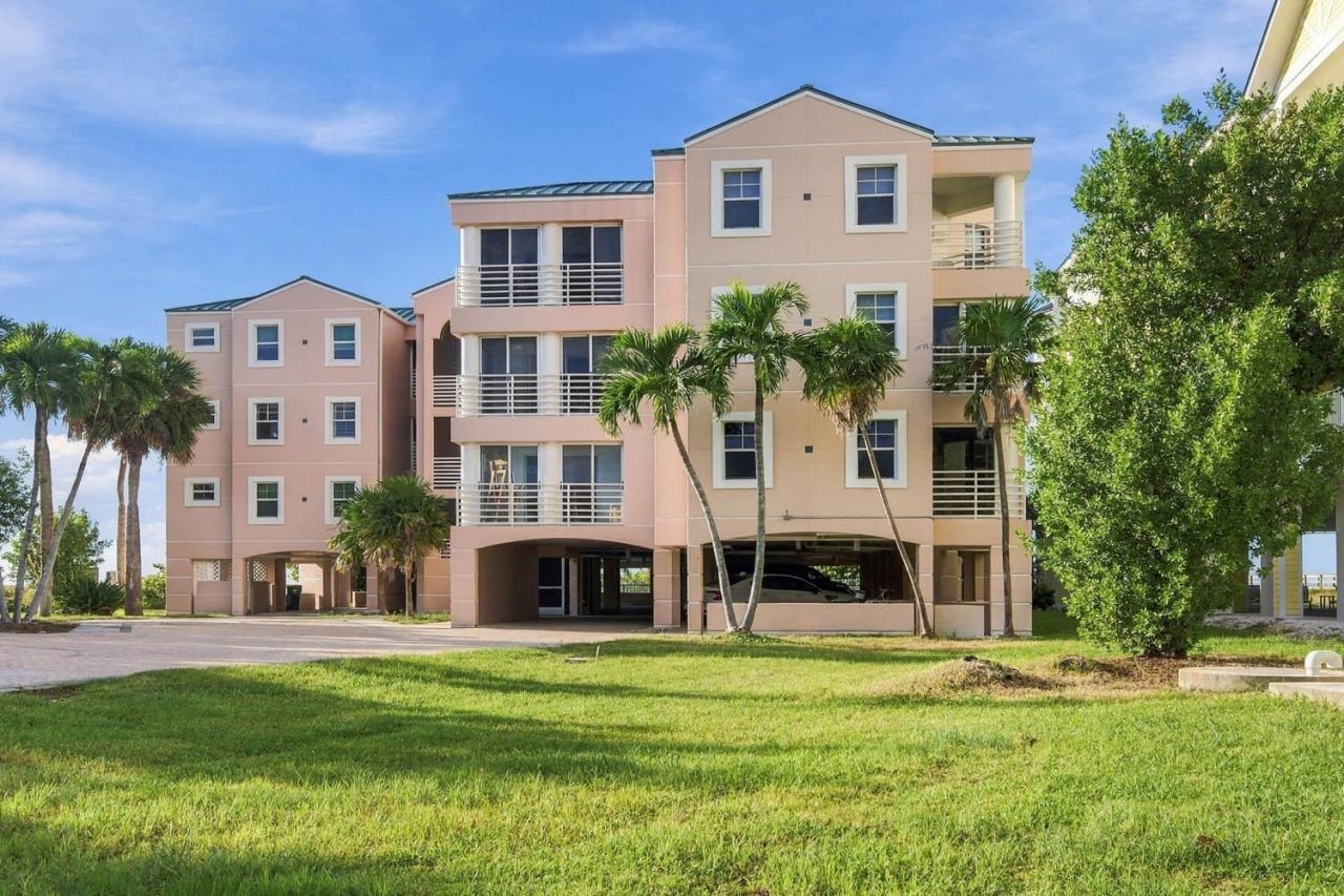 3313 W Gulf Dr, Unit 102, Sanibel, FL 33957 Photo