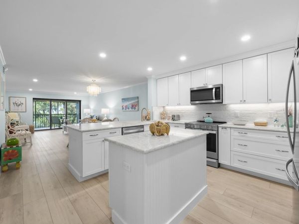 1785 Middle Gulf Dr, Unit A103, Sanibel, FL 33957