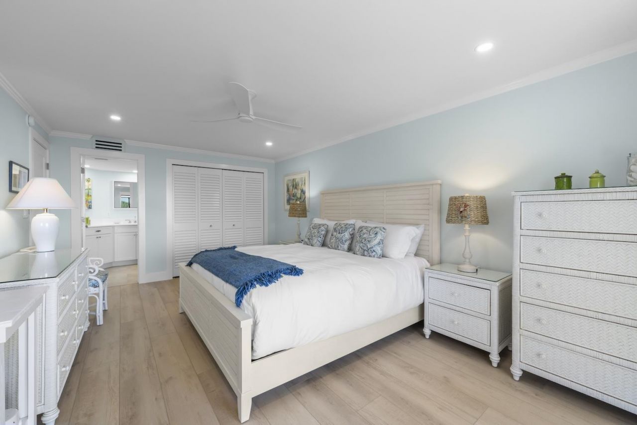 1785 Middle Gulf Dr, Unit A103, Sanibel, FL 33957 Photo