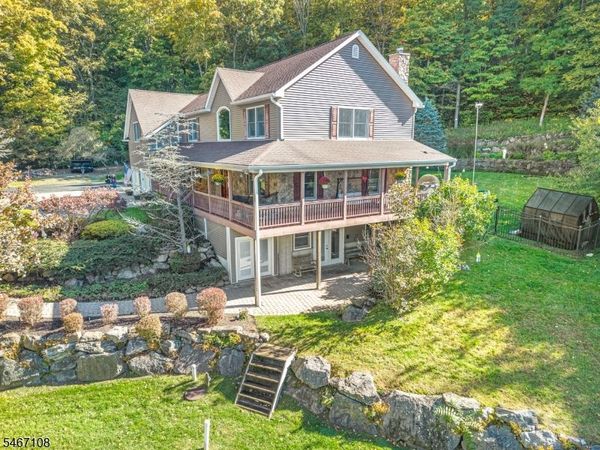 48 Sand Pond Rd, Hardyston, NJ 07419