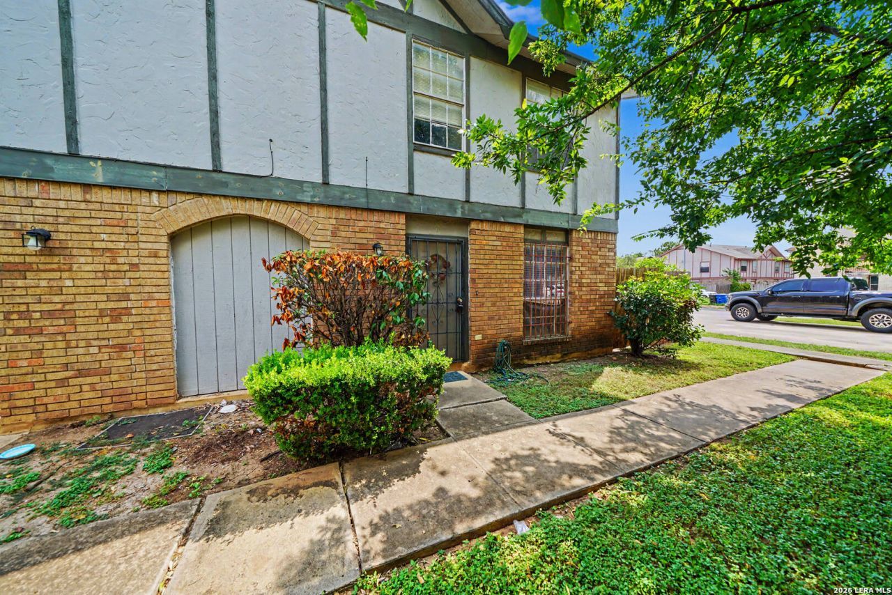 5216 Meadow Fld, San Antonio, TX 78250 Main Photo
