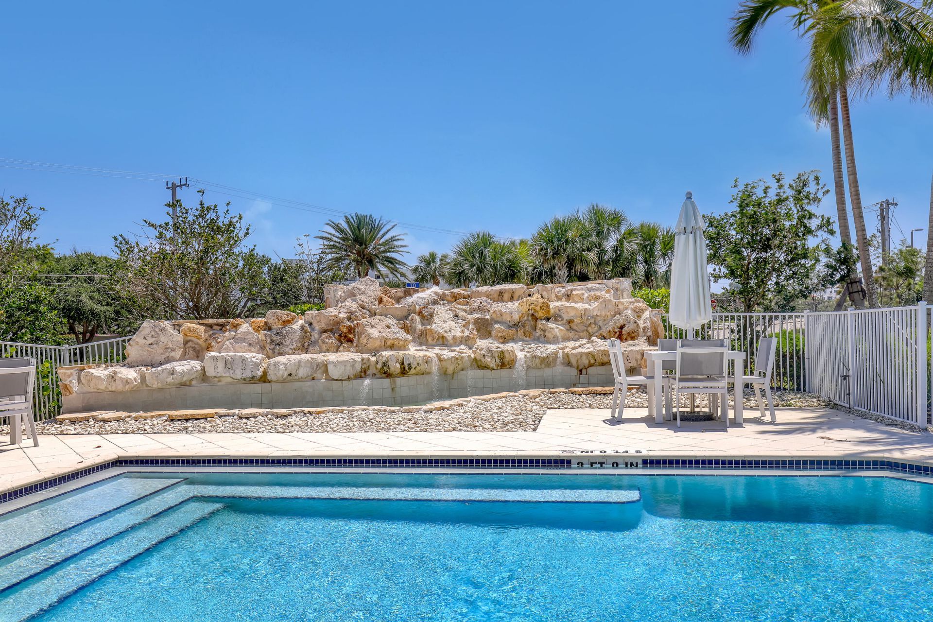 107 Royal Palm Circle, Unit 107, Tequesta, FL 33469 Photo